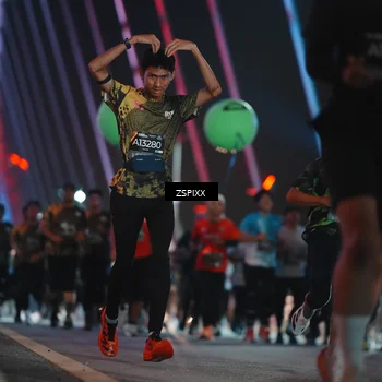Runner Photo 6252556