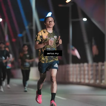 Runner Photo 6252665