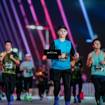 Runner Photo 6252854