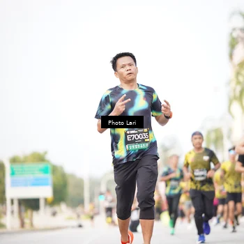 Runner Photo 6252876