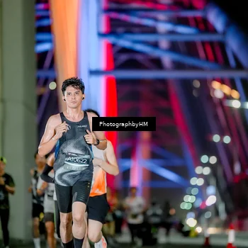 Runner Photo 6252897