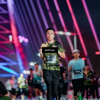 Runner Photo 6252955