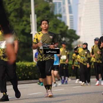 Runner Photo 6252990