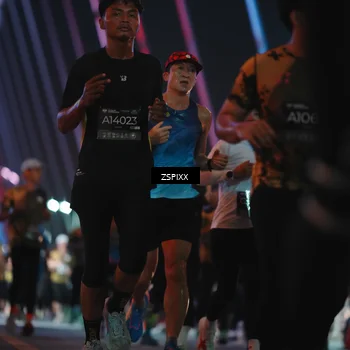 Runner Photo 6253058