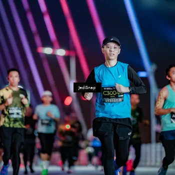 Runner Photo 6253069