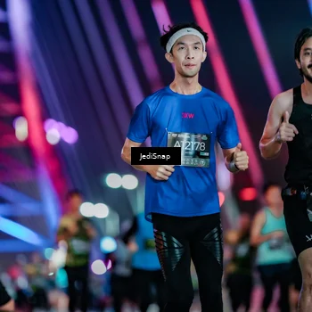 Runner Photo 6253125