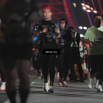 Runner Photo 6253130