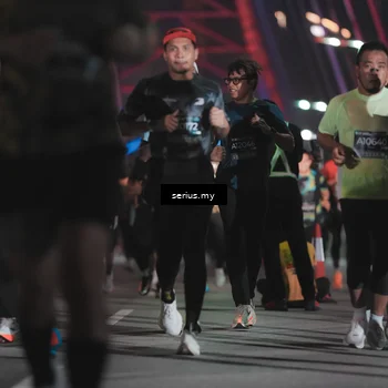 Runner Photo 6253136