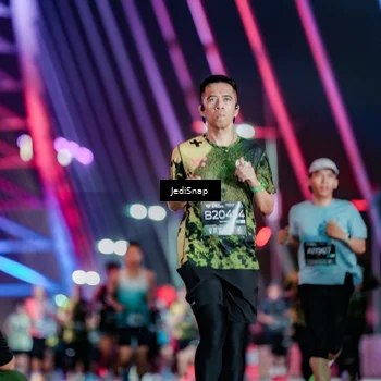 Runner Photo 6253222