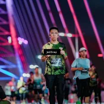 Runner Photo 6253243