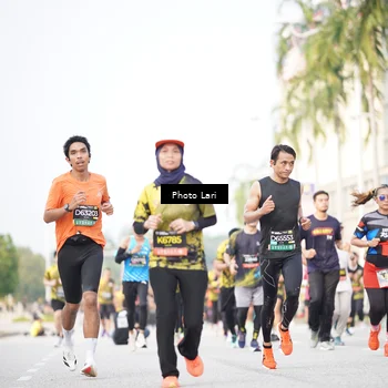 Runner Photo 6253327