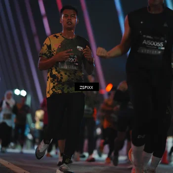 Runner Photo 6253368