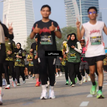 Runner Photo 6253379