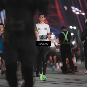 Runner Photo 6253418