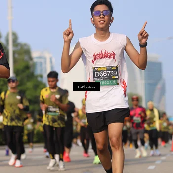 Runner Photo 6253537
