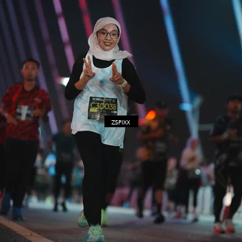 Runner Photo 6253564