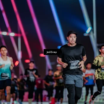 Runner Photo 6253721