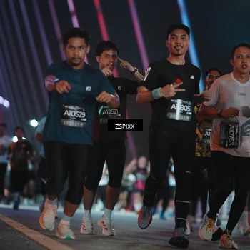 Runner Photo 6253871