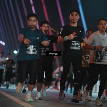 Runner Photo 6253878