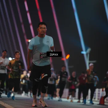 Runner Photo 6253974