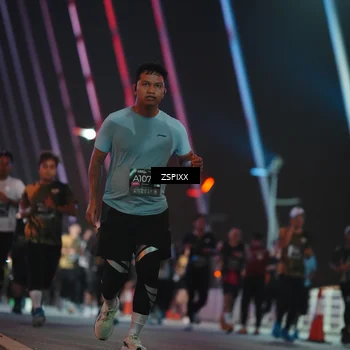 Runner Photo 6253999
