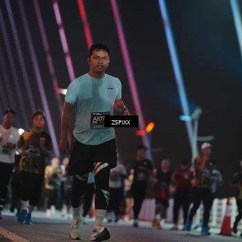 Runner Photo 6254001