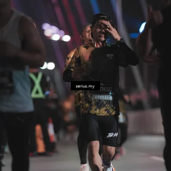 Runner Photo 6254019