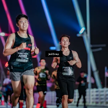Runner Photo 6254026