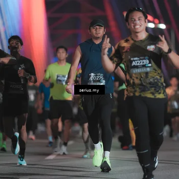Runner Photo 6254055