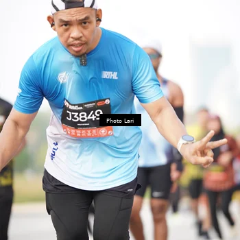 Runner Photo 6254056
