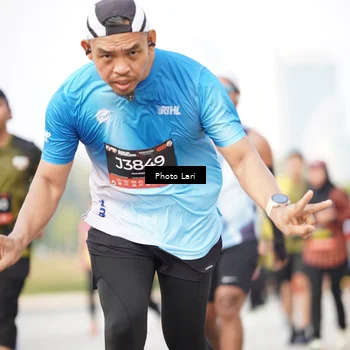 Runner Photo 6254078