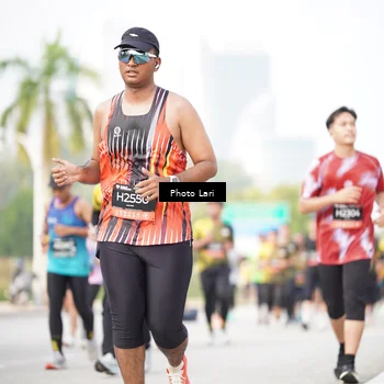 Runner Photo 6254098