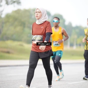 Runner Photo 6254115
