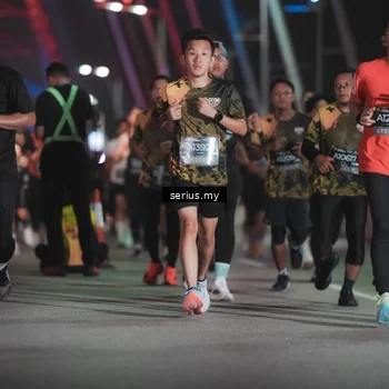 Runner Photo 6254142
