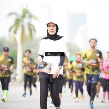 Runner Photo 6254163