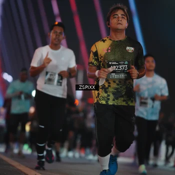 Runner Photo 6254168