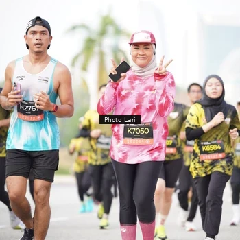 Runner Photo 6254176