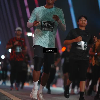 Runner Photo 6254231