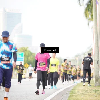 Runner Photo 6254235
