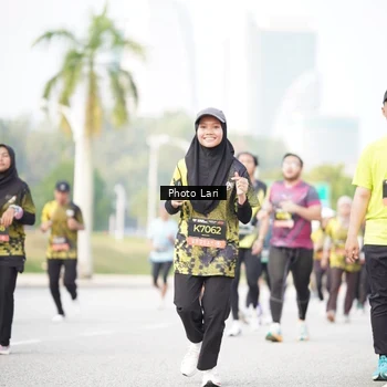 Runner Photo 6254257