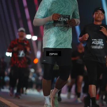 Runner Photo 6254271