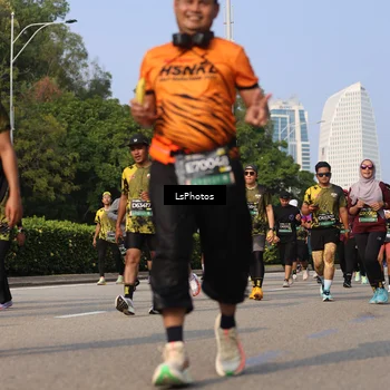 Runner Photo 6254298