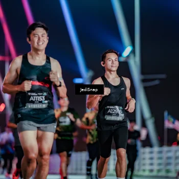 Runner Photo 6254342