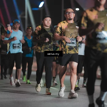 Runner Photo 6254374