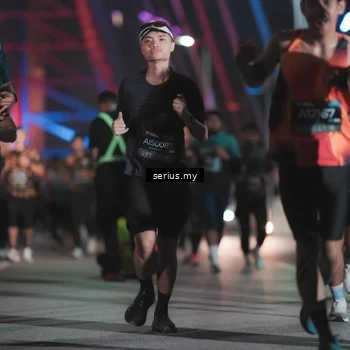 Runner Photo 6254552