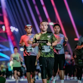 Runner Photo 6254611