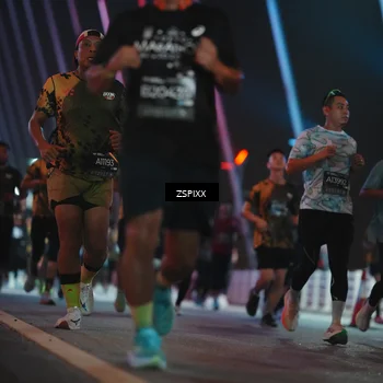 Runner Photo 6254756