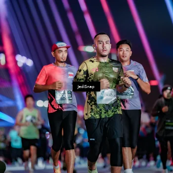 Runner Photo 6254915