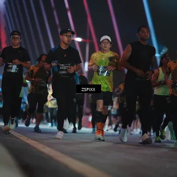 Runner Photo 6255045