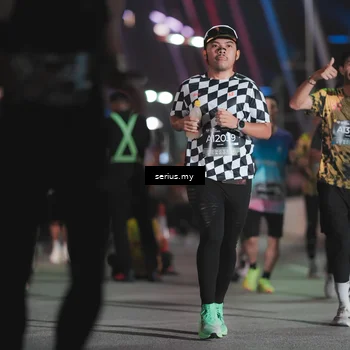 Runner Photo 6255058